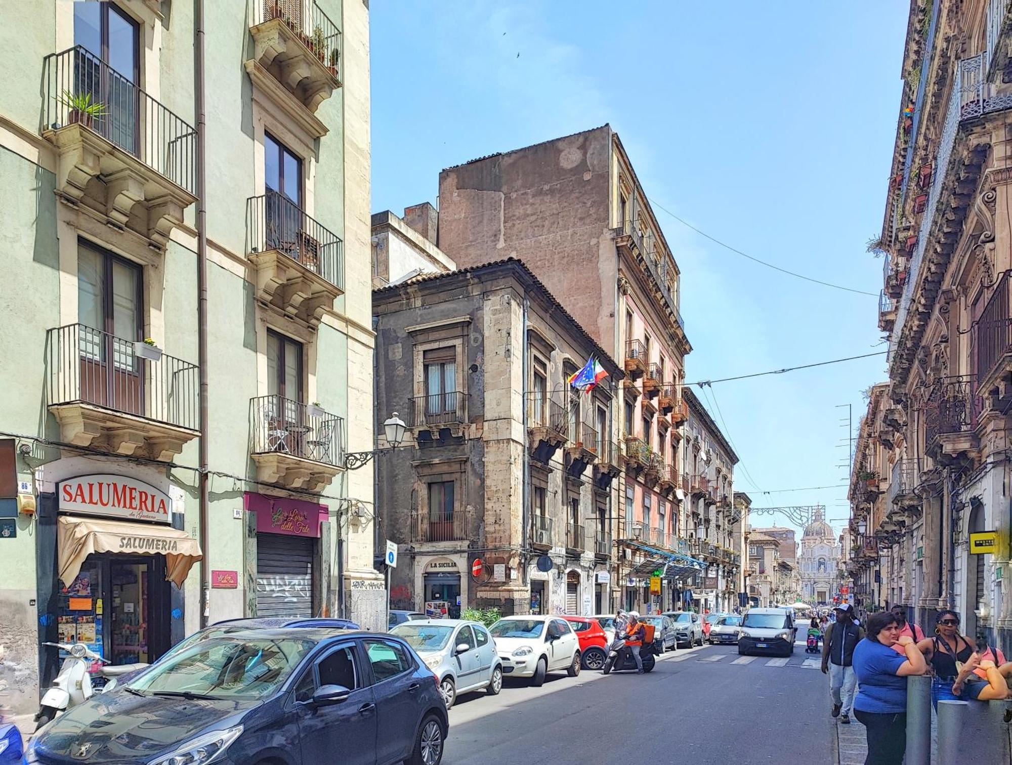 Appartamento Esclusivo Con Vista Duomo E 5 Balconi Aeroporto di Catania Fontana Rossa